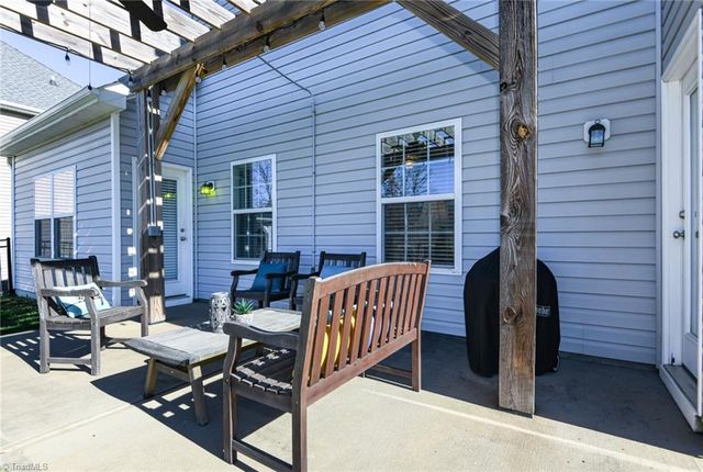 1106 Magenta Way, Kernersville, NC 27284