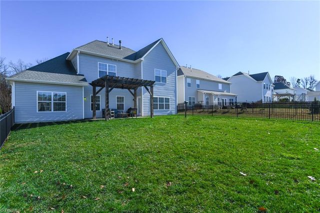 1106 Magenta Way, Kernersville, NC 27284