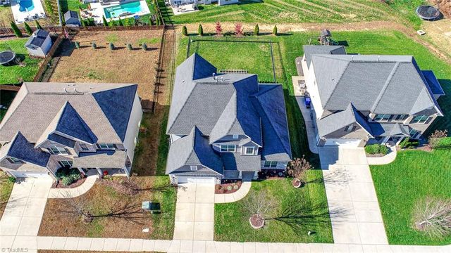 1106 Magenta Way, Kernersville, NC 27284