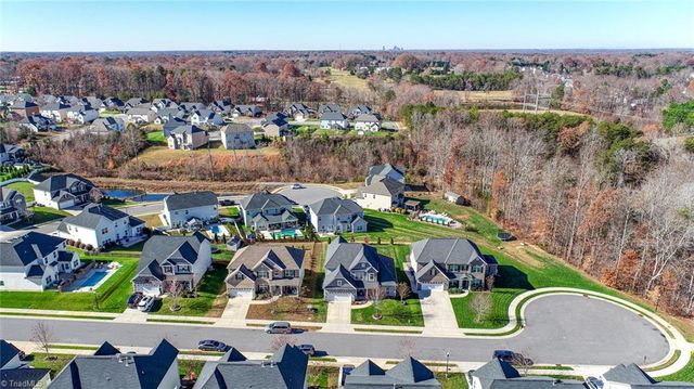 1106 Magenta Way, Kernersville, NC 27284