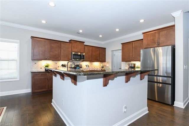 1106 Magenta Way, Kernersville, NC 27284