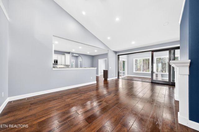 204 Suzie Court, Crossville, TN 38555