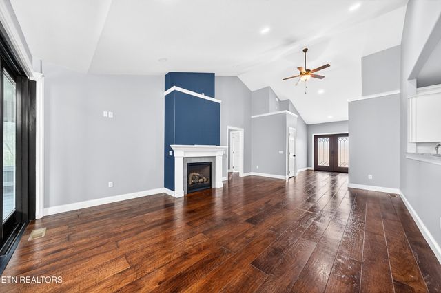 204 Suzie Court, Crossville, TN 38555