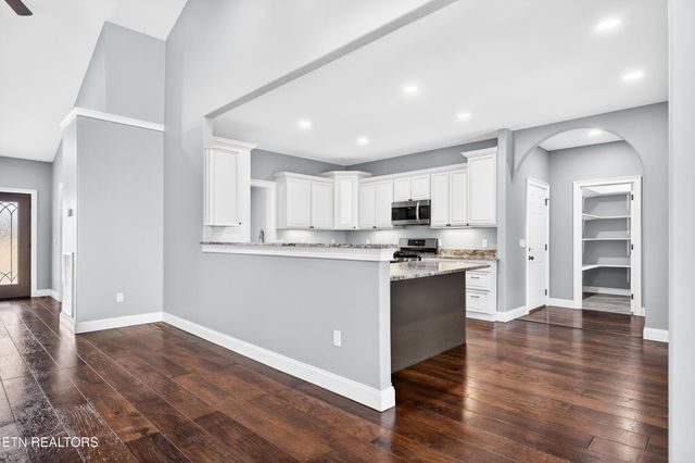 204 Suzie Court, Crossville, TN 38555