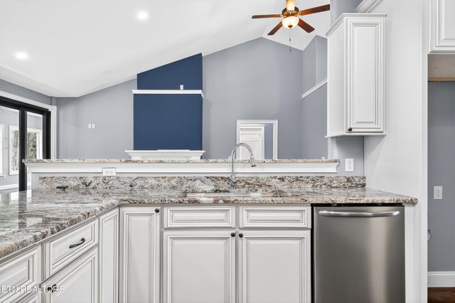 204 Suzie Court, Crossville, TN 38555