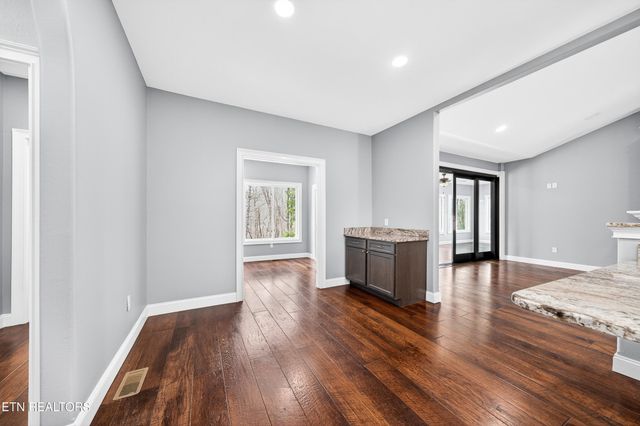 204 Suzie Court, Crossville, TN 38555