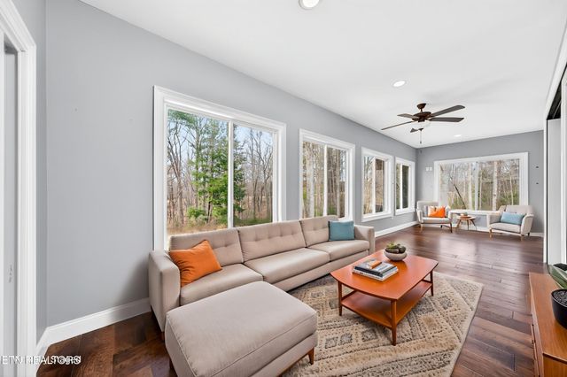 204 Suzie Court, Crossville, TN 38555