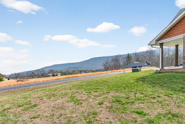 204 Suzie Court, Crossville, TN 38555