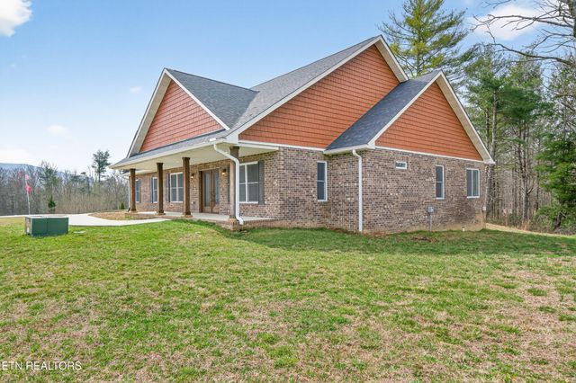 204 Suzie Court, Crossville, TN 38555