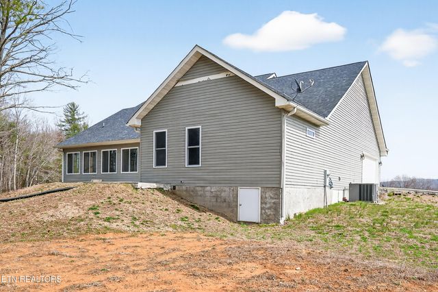 204 Suzie Court, Crossville, TN 38555
