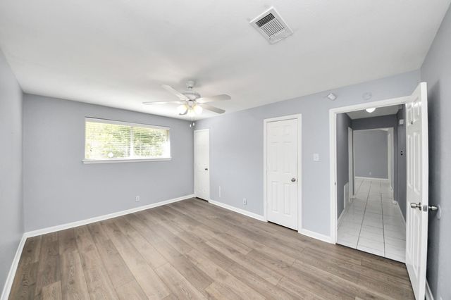 6031 Dellfern Drive, Houston, TX 77035