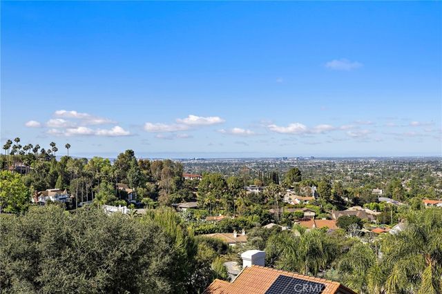 11393 La Vereda Drive, North Tustin, CA 92705