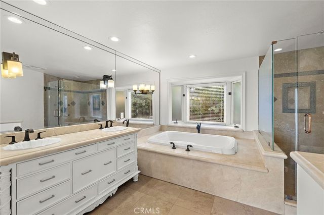11393 La Vereda Drive, North Tustin, CA 92705
