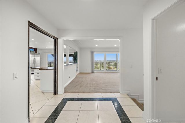 11393 La Vereda Drive, North Tustin, CA 92705