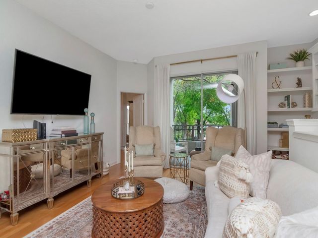 605 ISLAND PLACE WAY, Tampa, FL 33602