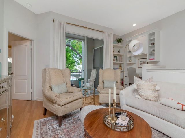 605 ISLAND PLACE WAY, Tampa, FL 33602