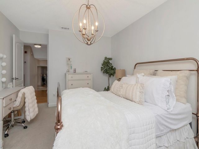 605 ISLAND PLACE WAY, Tampa, FL 33602