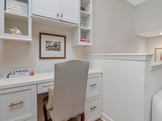 605 ISLAND PLACE WAY, Tampa, FL 33602