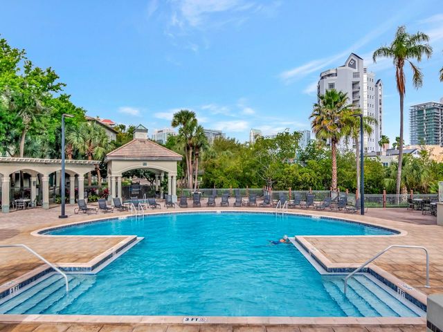 605 ISLAND PLACE WAY, Tampa, FL 33602