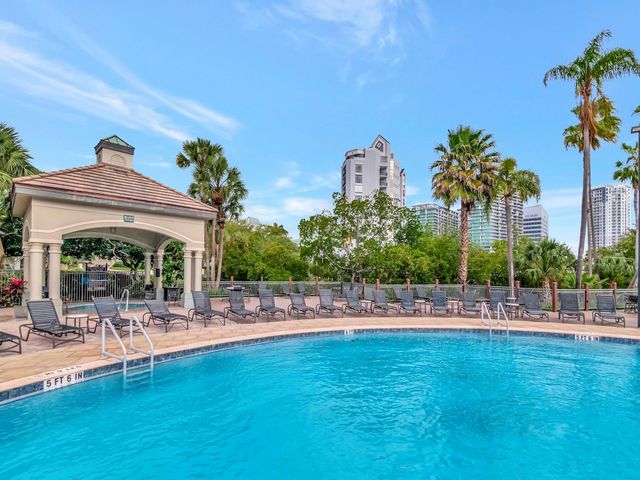 605 ISLAND PLACE WAY, Tampa, FL 33602