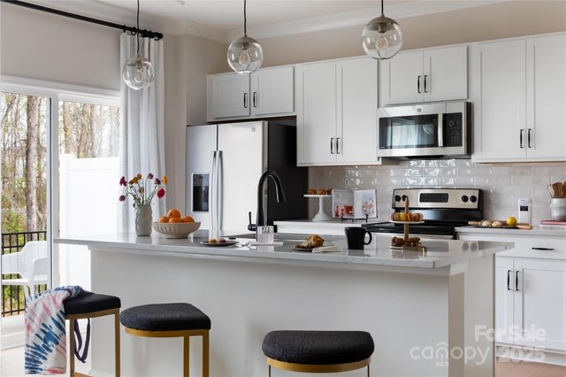 2320 Endeavor Run, Charlotte, NC 28269