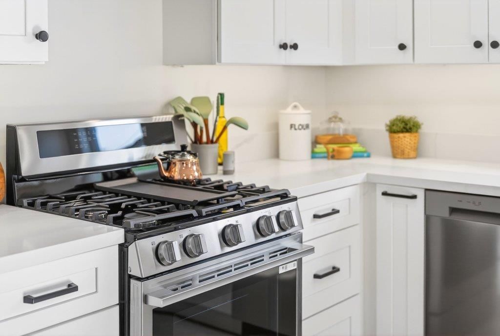 Image 15 of property listing at 203 San Juan Avenue, Santa Cruz, CA 95062