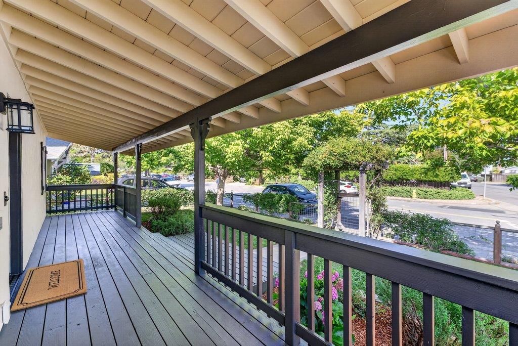 Image 5 of property listing at 203 San Juan Avenue, Santa Cruz, CA 95062