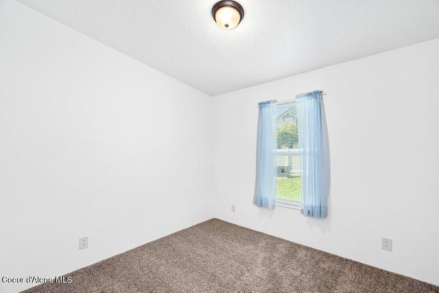 4988 W Cougar Circle, Coeur D'alene, ID 83815