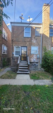 1117 E 82nd Place, Chicago, IL 60619