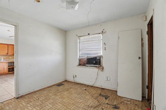 704 NE Katherine Place, Oklahoma City, OK 73114