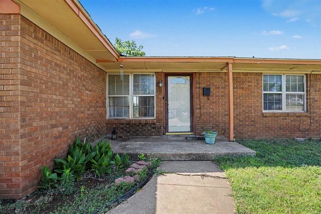704 NE Katherine Place, Oklahoma City, OK 73114