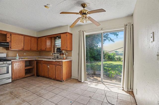 704 NE Katherine Place, Oklahoma City, OK 73114