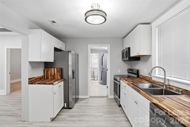 2225 Tate Street, Charlotte, NC 28216