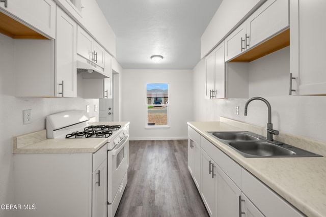 10612 ELSA Place, El Paso, TX 79924