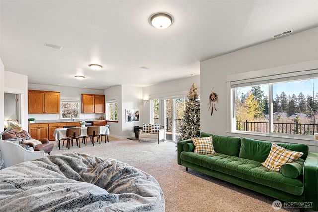 7806 211th Avenue E, Bonney Lake, WA 98391