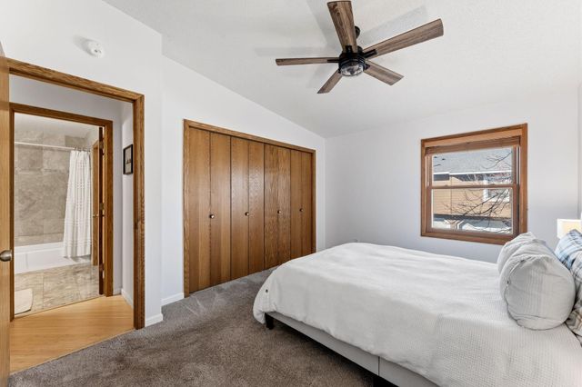 1898 Southpointe Terrace B1898, Eagan, MN 55122