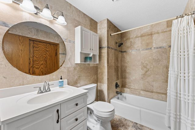 1898 Southpointe Terrace B1898, Eagan, MN 55122