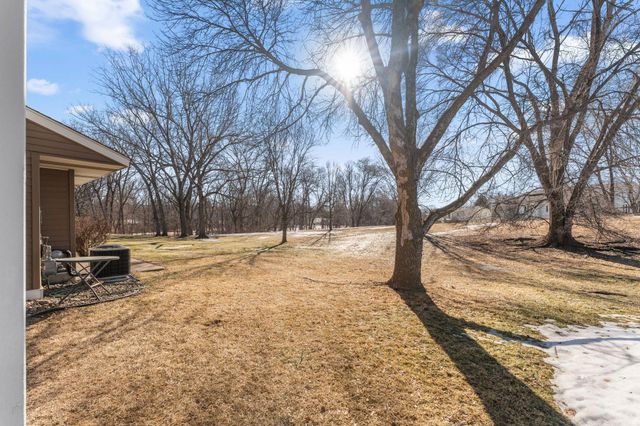 1898 Southpointe Terrace B1898, Eagan, MN 55122