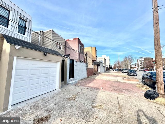 2029 S 4TH ST, Philadelphia, PA 19148