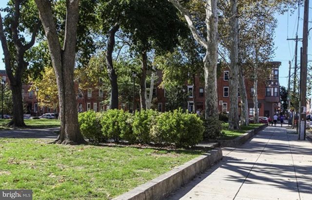 2029 S 4TH ST, Philadelphia, PA 19148