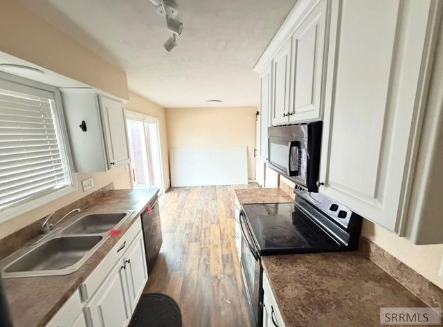 345 S Skyline Drive, Idaho Falls, ID 83402