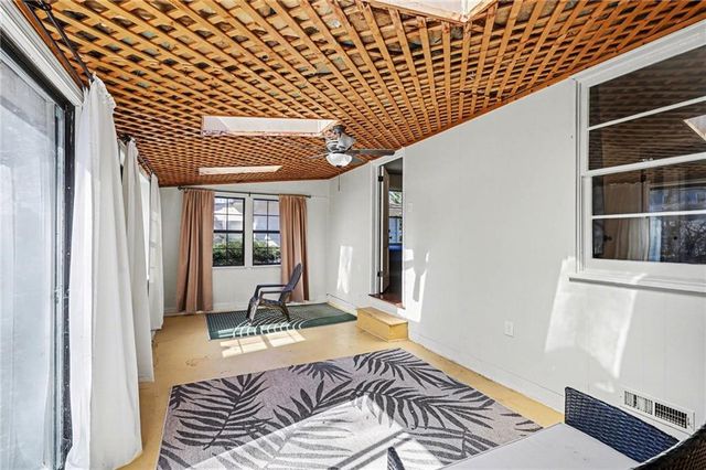 6409 E 110th Street, Kansas City, MO 64134