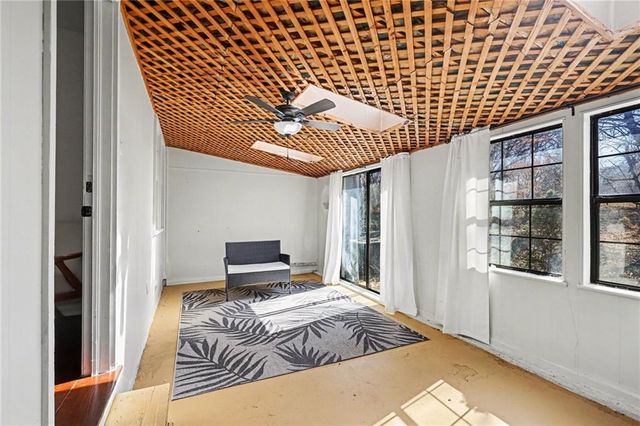 6409 E 110th Street, Kansas City, MO 64134