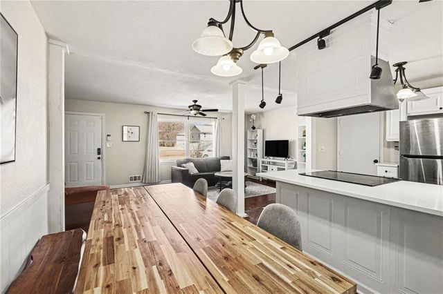 6409 E 110th Street, Kansas City, MO 64134