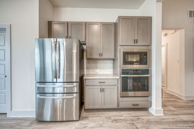 216 Buttercup Alley, San Antonio, TX 78253