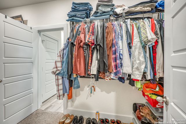 216 Buttercup Alley, San Antonio, TX 78253