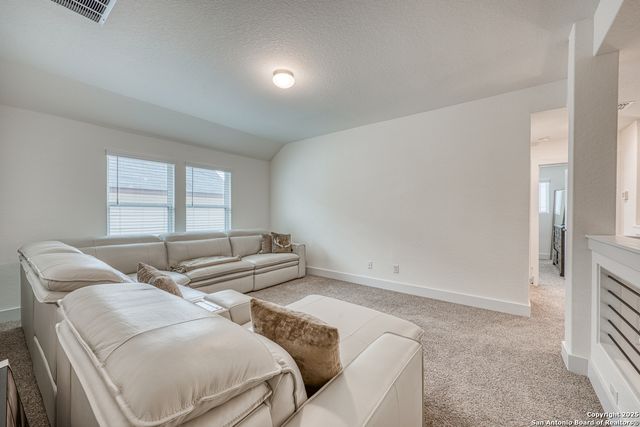 216 Buttercup Alley, San Antonio, TX 78253