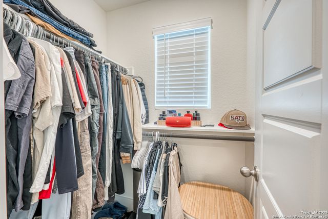 216 Buttercup Alley, San Antonio, TX 78253