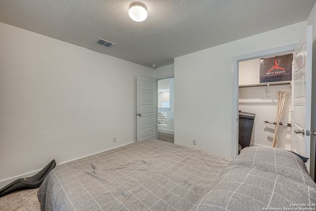 216 Buttercup Alley, San Antonio, TX 78253