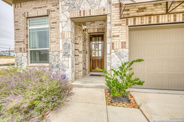 216 Buttercup Alley, San Antonio, TX 78253